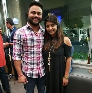 Meet your Posher, Om